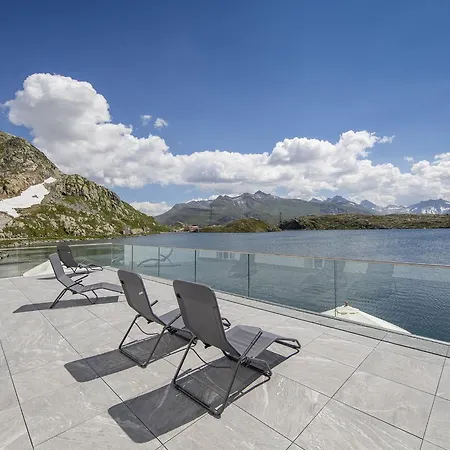 Grimsel Passhoehe 3* Oberwald