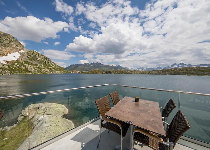 Grimsel Passhoehe 3* Oberwald