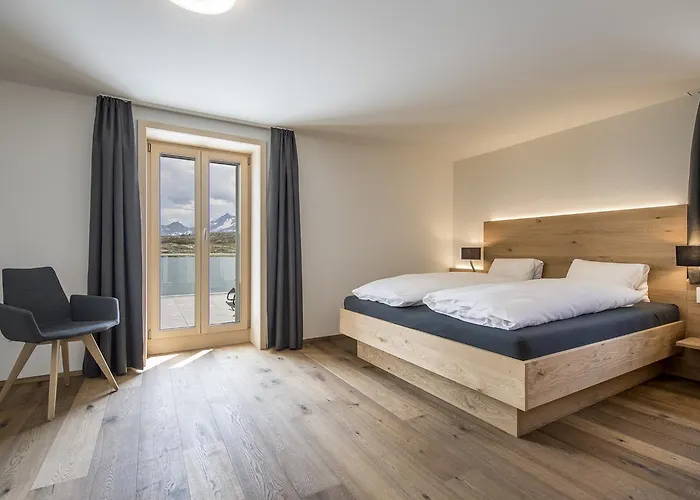 Grimsel Passhoehe Oberwald