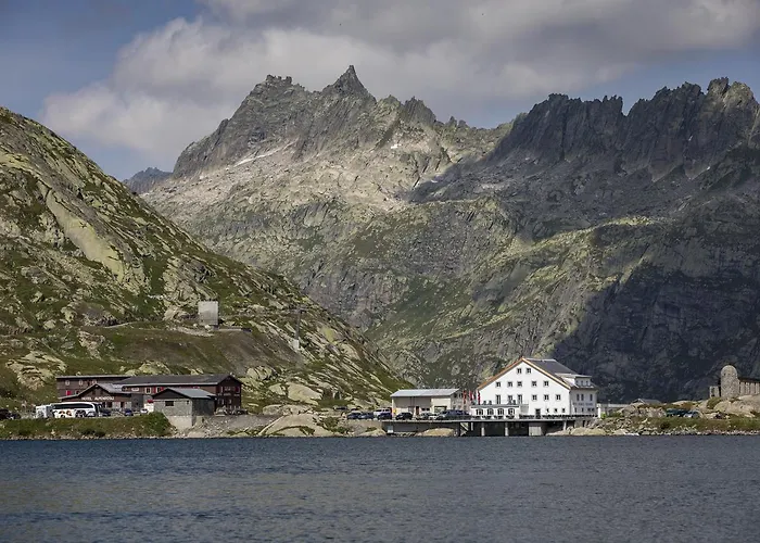 Grimsel Passhoehe Hotel Oberwald