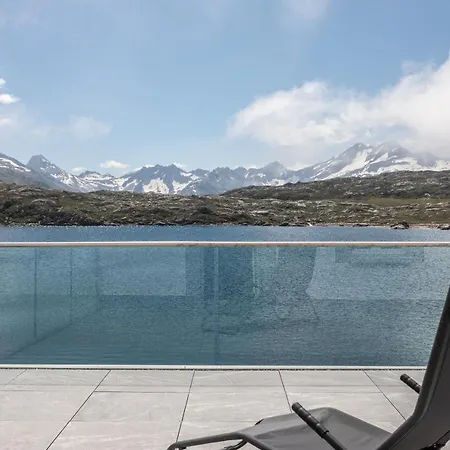 Grimsel Passhoehe 호텔