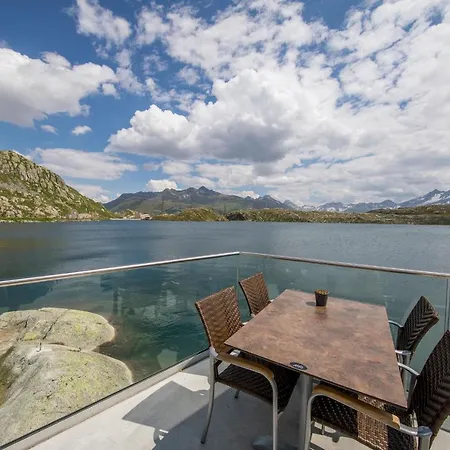 Grimsel Passhoehe 3* 오버발트