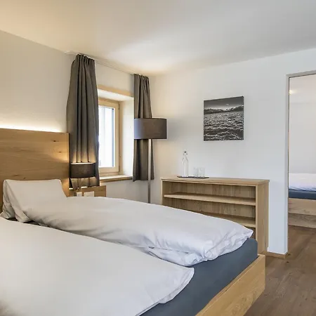 Grimsel Passhoehe 3*