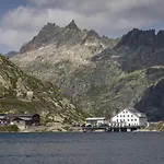 Grimsel Passhoehe Отель Обервальд